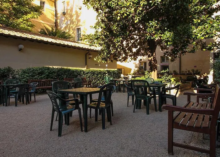 Orsa Maggiore For Women Only אכסניה רומא