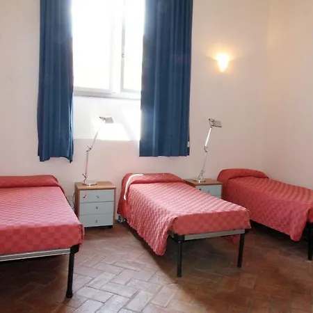 Orsa Maggiore For Women Only Hostel Rzym